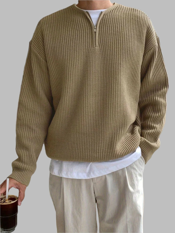 Herrenpullover mit lockerem Schnitt und Reißverschluss am Ausschnitt
