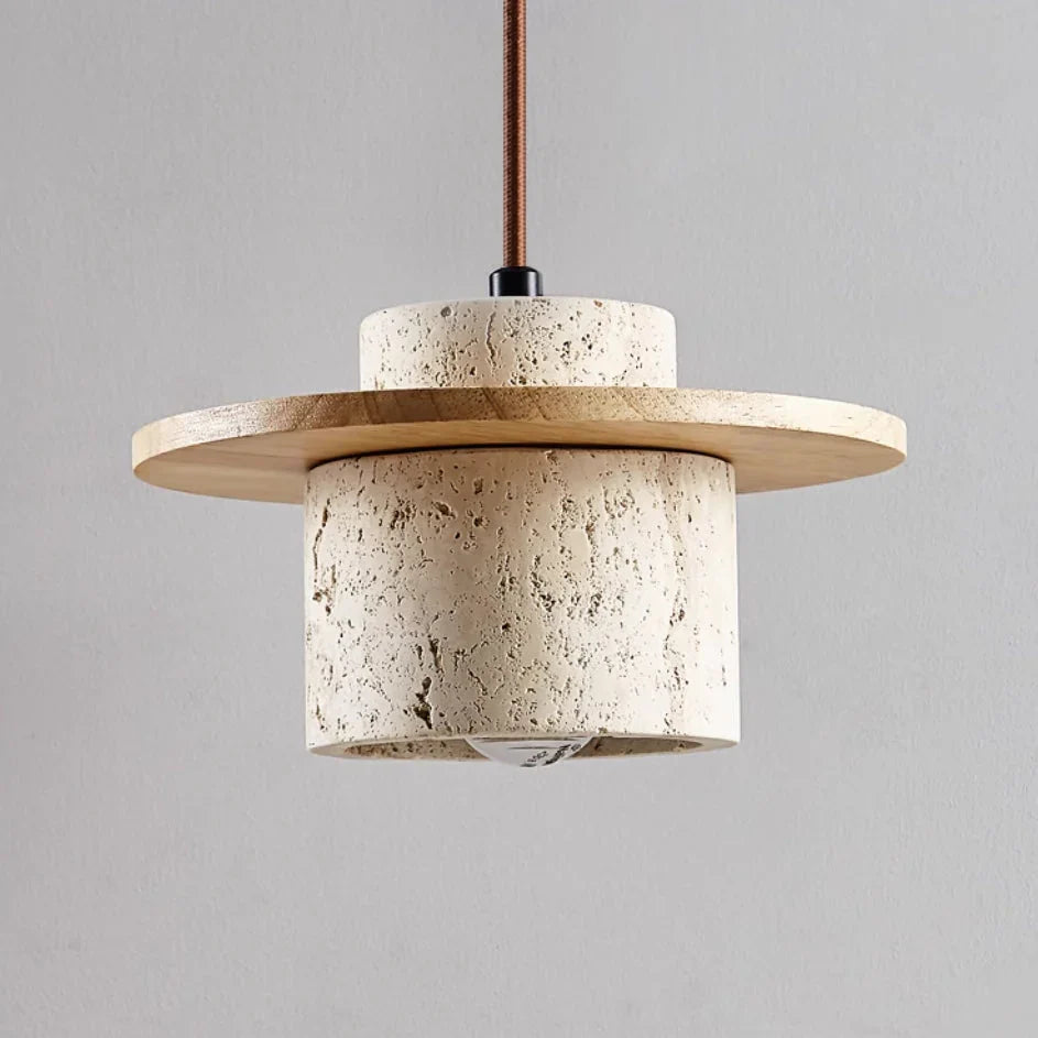 Moderne Pendelleuchte aus Travertin und Holz