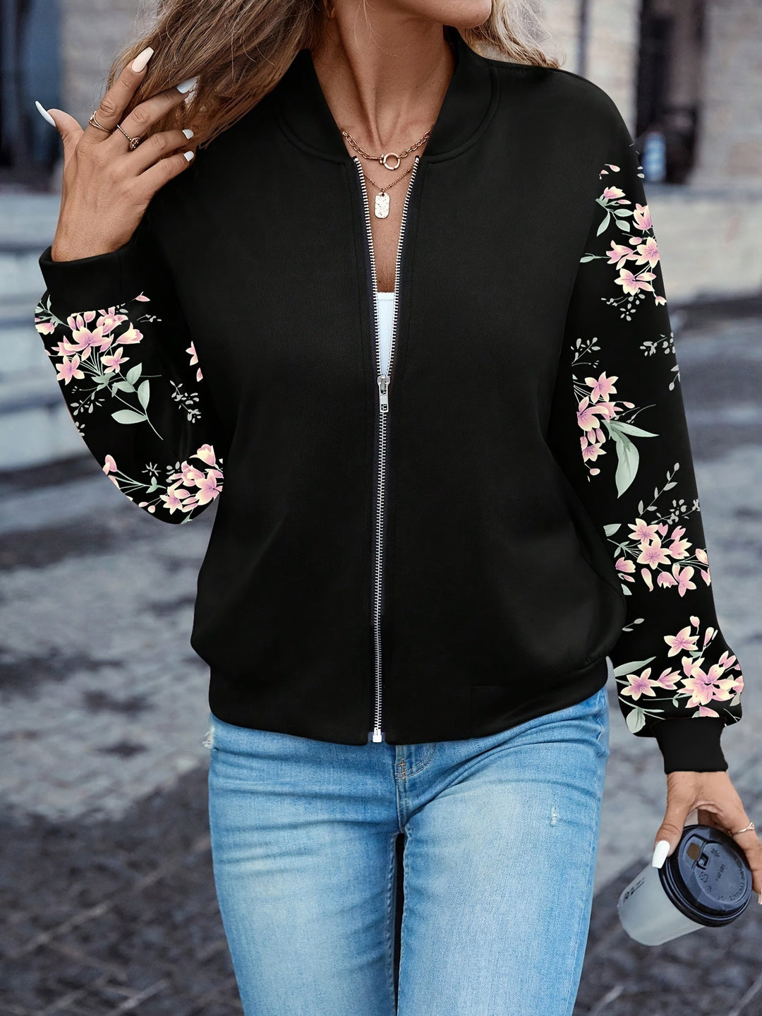Damen Bomberjacke mit floralen Ärmeln