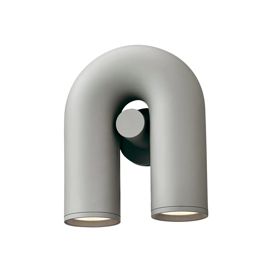 Moderne LED-Wandleuchte in Bogenform
