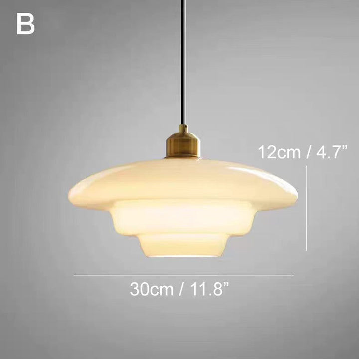 Pendelleuchte mit Milchglas-Schirm