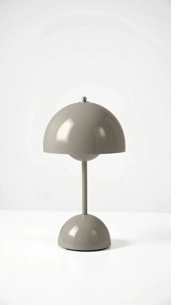 Kabellose Tischlampe mit minimalistischem Design