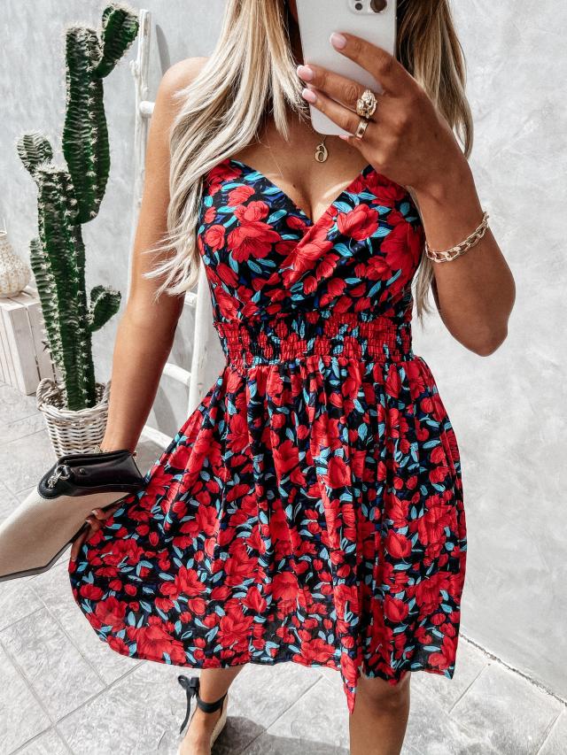 Florales Sommerkleid mit tiefem Ausschnitt und Falten