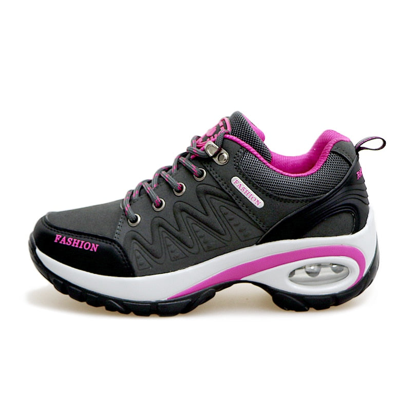 Moderne Damensneaker mit sportlichem Schnitt
