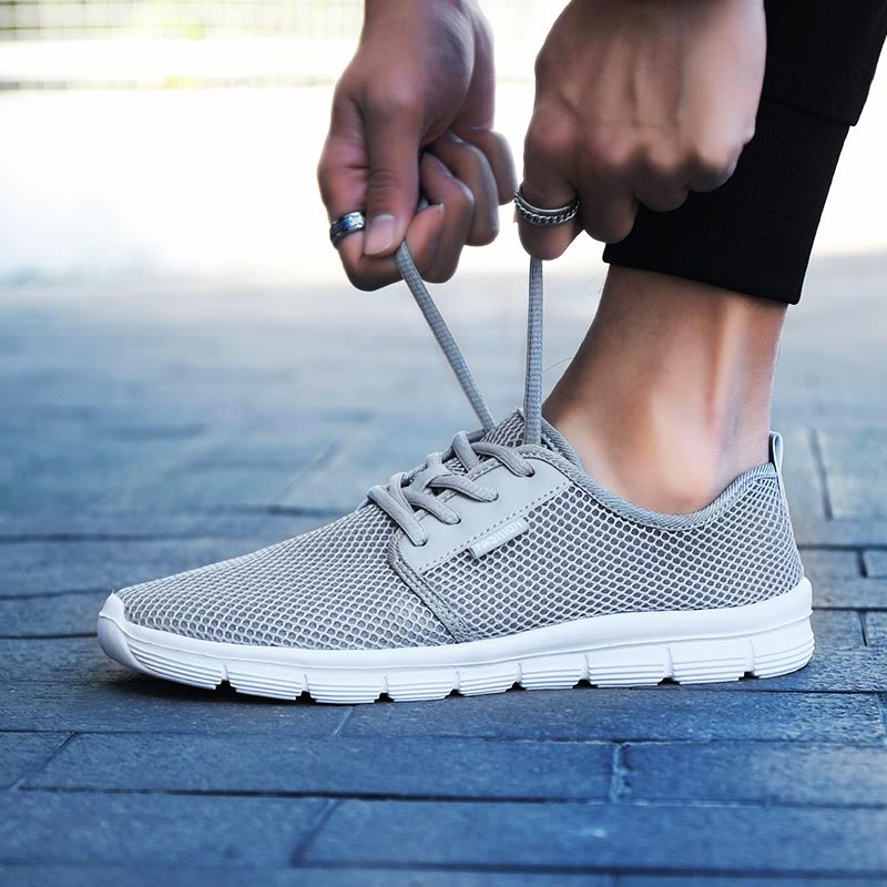 Ultraleichte Mesh-Sneaker für Männer