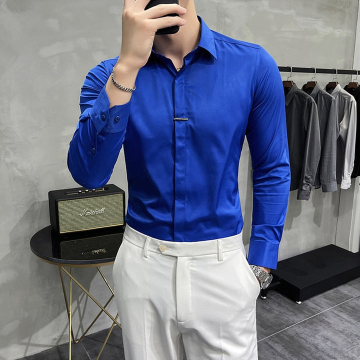 Elegantes Slim Fit Hemd für Herren mit bequemen Manschetten