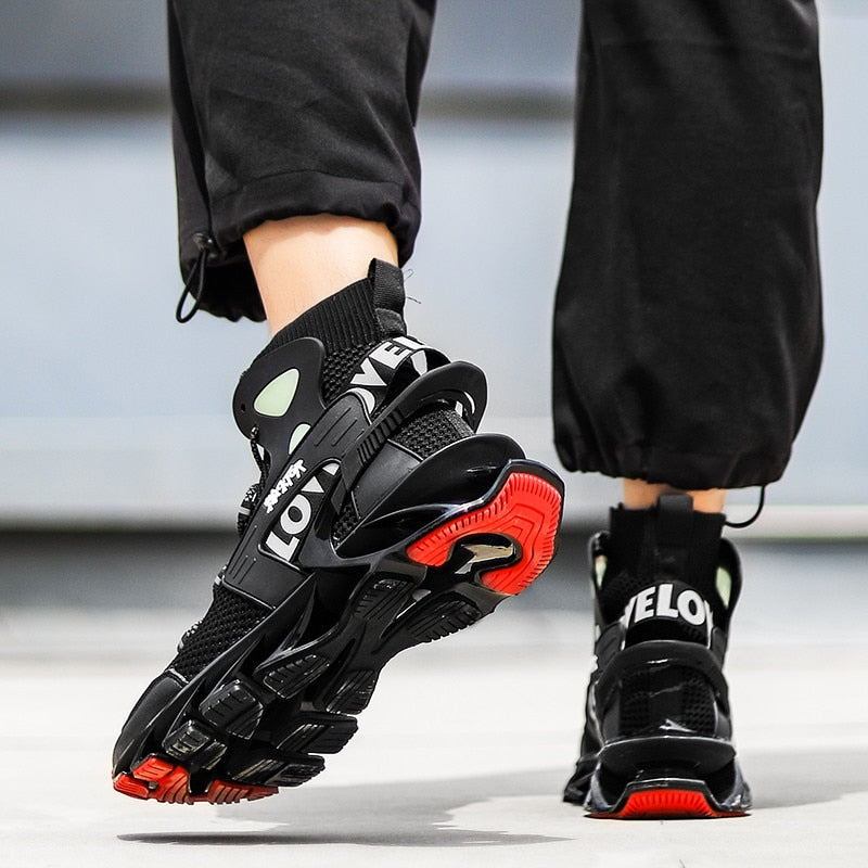 Hohe Sneakers für Männer im Techwear-Stil