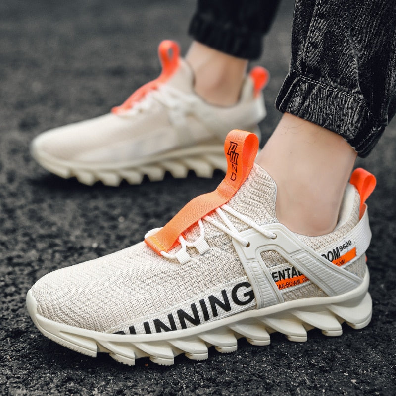 Sportliche Herren-Turnschuhe