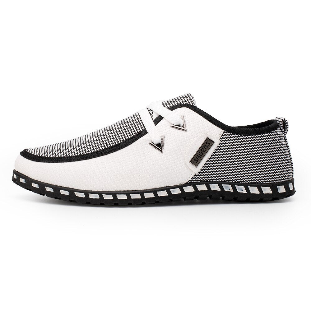 Elegante und leichte Zebra-Mokassins für Männer
