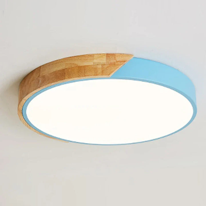 Moderne runde LED-Deckenleuchte mit Holzakzent
