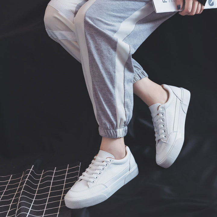 Weiße Damen-Turnschuhe mit Gummisohle