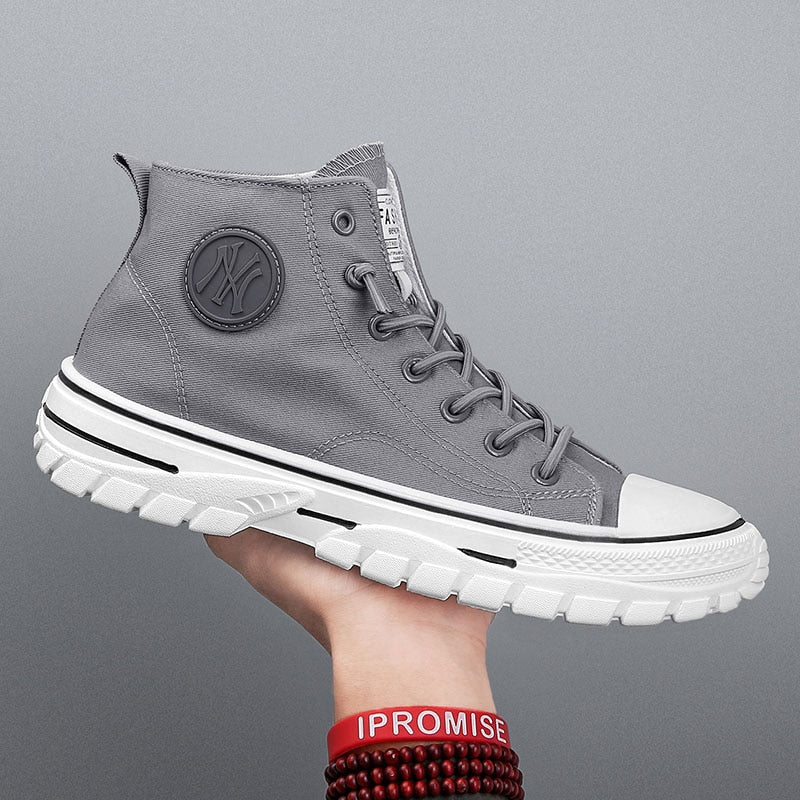 Stylische und langlebige Herren High Sneakers