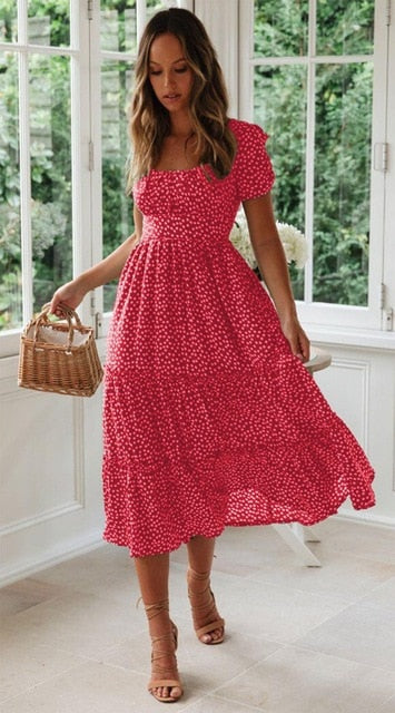 Langes Erbsenkleid mit Ausschnitt