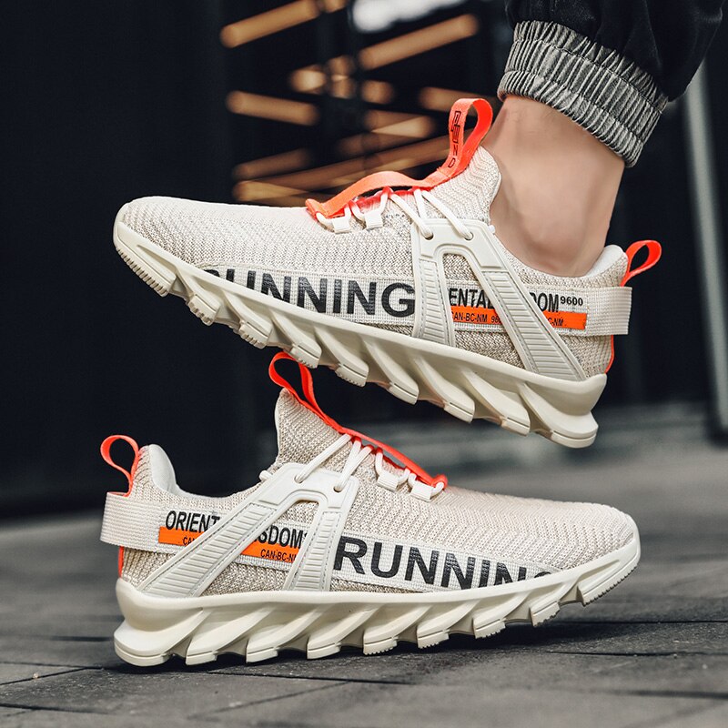 Sportliche Herren-Turnschuhe