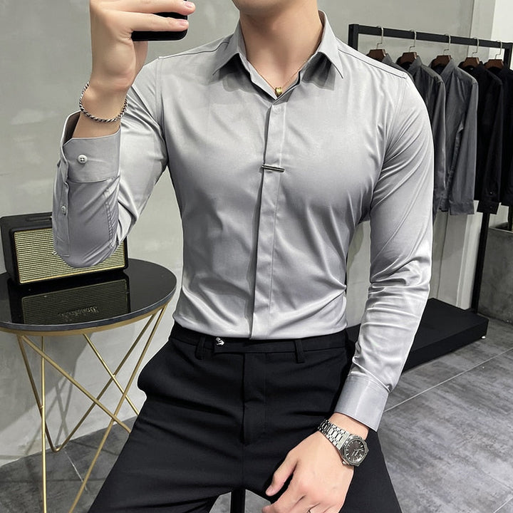 Elegantes Slim Fit Hemd für Herren mit bequemen Manschetten