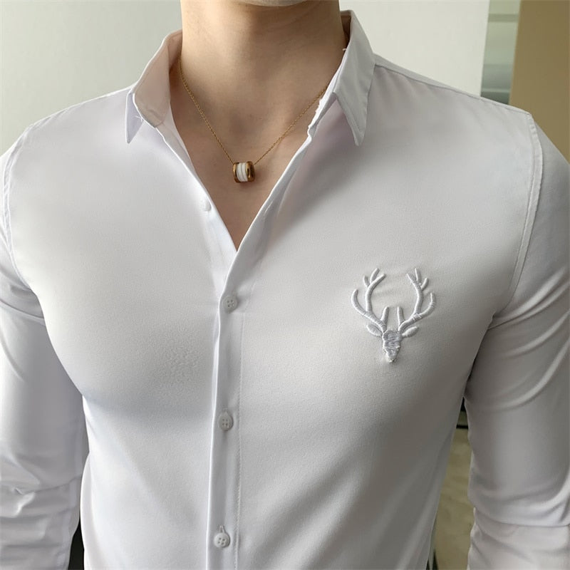 Elegantes Langarmhemd für Männer mit raffiniertem Logo