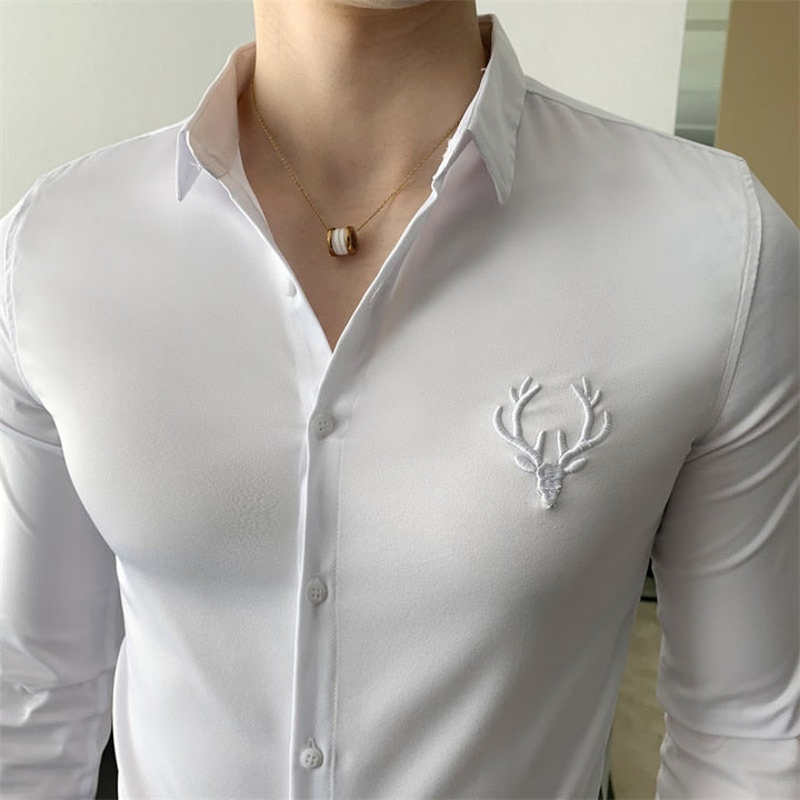 Elegantes Langarmhemd für Männer mit raffiniertem Logo