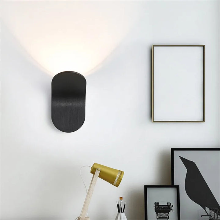 Moderne LED-Wandleuchte – minimalistisches Premium-Design