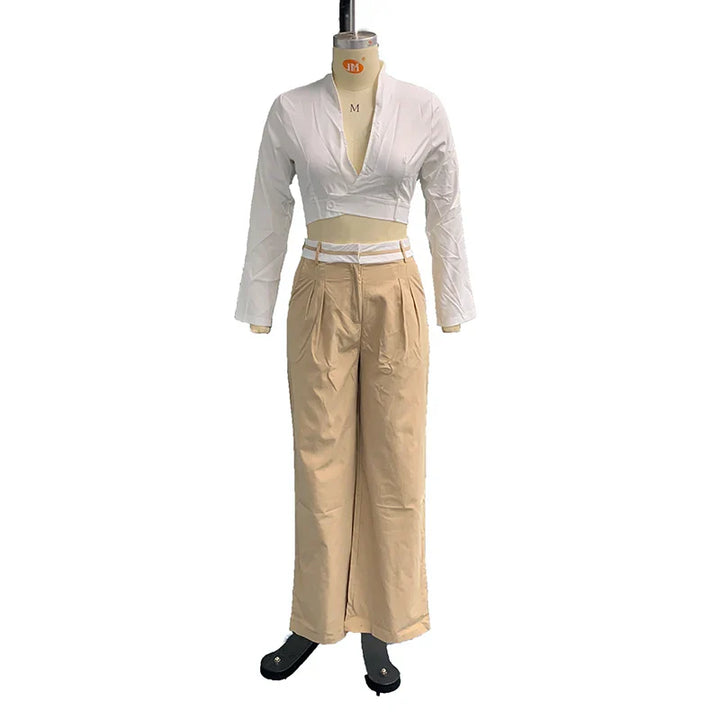 Stylisches Damenset mit kurzer Jacke und Hose