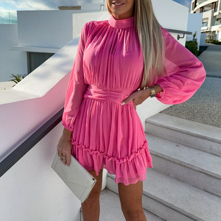 Plisseekleid mit Rüschen und langen Ärmeln
