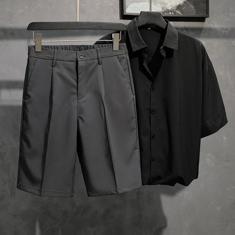 Elegante Herrenshorts mit Plissee-Details
