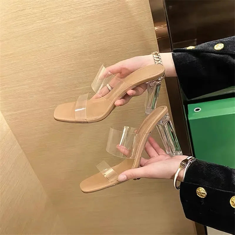 Transparente Damen-Sandalen mit hohen Absätzen