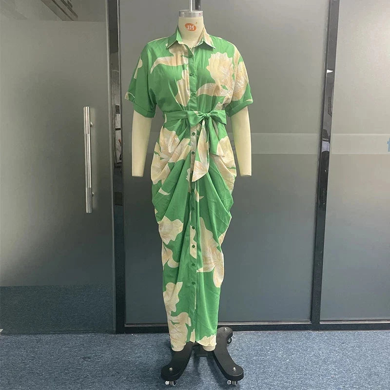 Elegantes Hemdkleid mit Krawatte