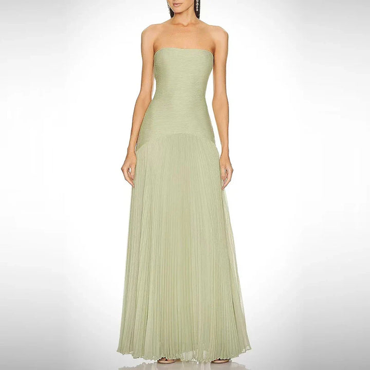 Schulterfreies Maxikleid mit plissiertem Rockteil