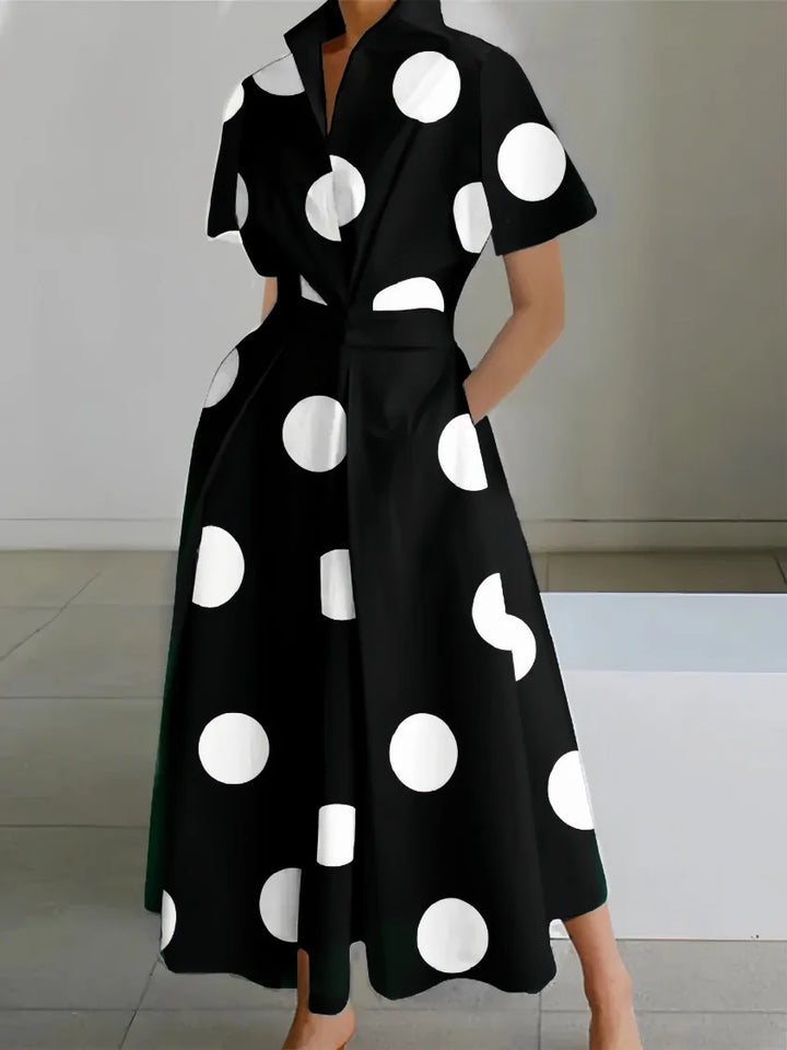 Ärmelloses Midikleid mit Kragen im minimalistischen Stil
