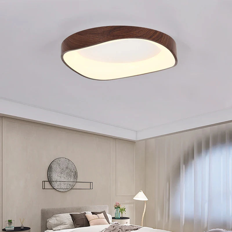 Skandinavische LED-Deckenleuchte – Moderne Aufbauleuchte mit Holzoptik