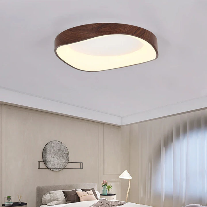 Skandinavische LED-Deckenleuchte – Moderne Aufbauleuchte mit Holzoptik
