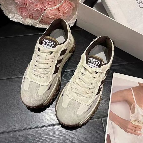 Damen-Sneaker mit hoher Sohle