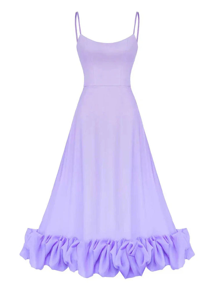 Elegantes trägerloses Kleid mit Rüschen