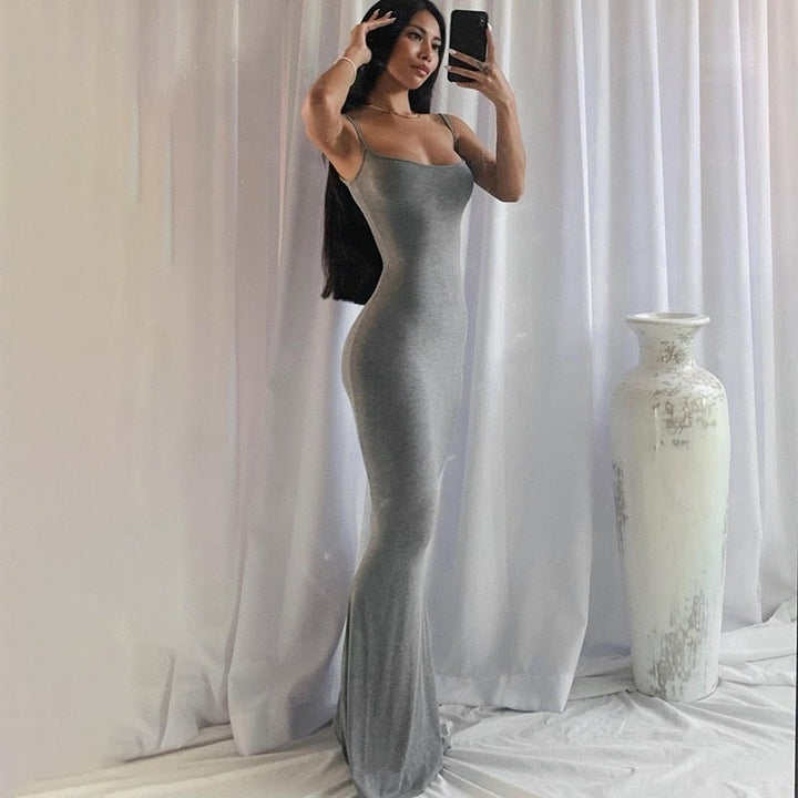 Elegantes langes trägerloses Kleid