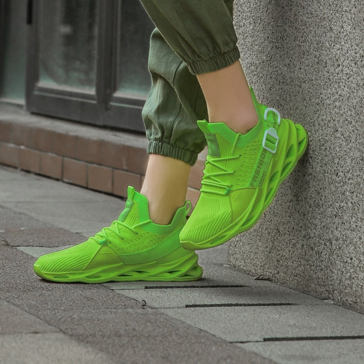 Herrenturnschuhe mit innovativer Sohle