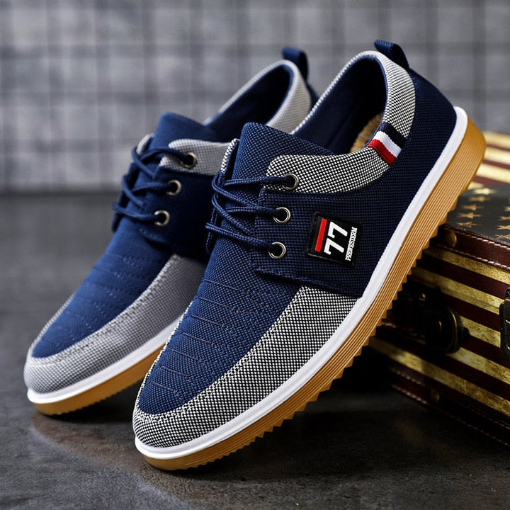 Modische und bequeme Herrenschuhe mit orthopädischer Sohle