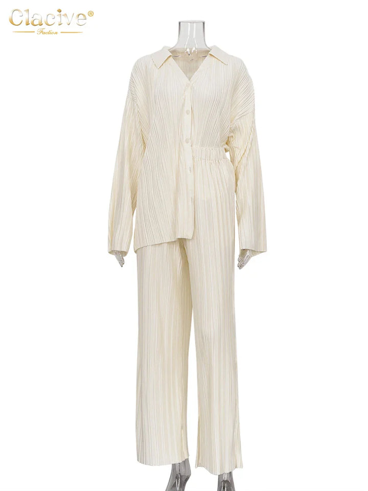 Elegantes Plissee-Set für Damen: lockeres Hemd und weite Hose