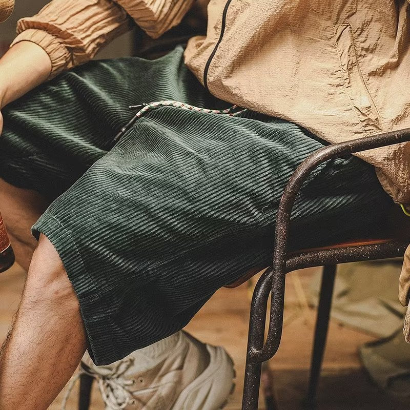 Cord-Shorts für Männer mit Kordel