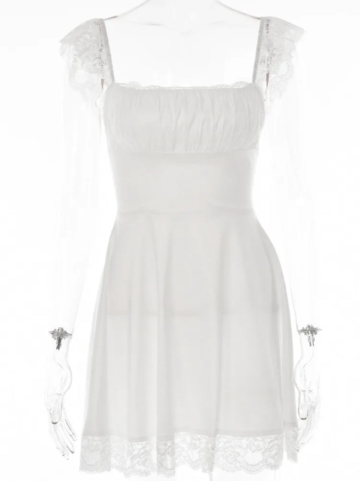Damen-Minikleid mit Spitzenärmeln und ausgestelltem Unterteil