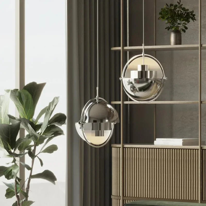 Designer-Pendelleuchte mit Metallschirm und Zierring