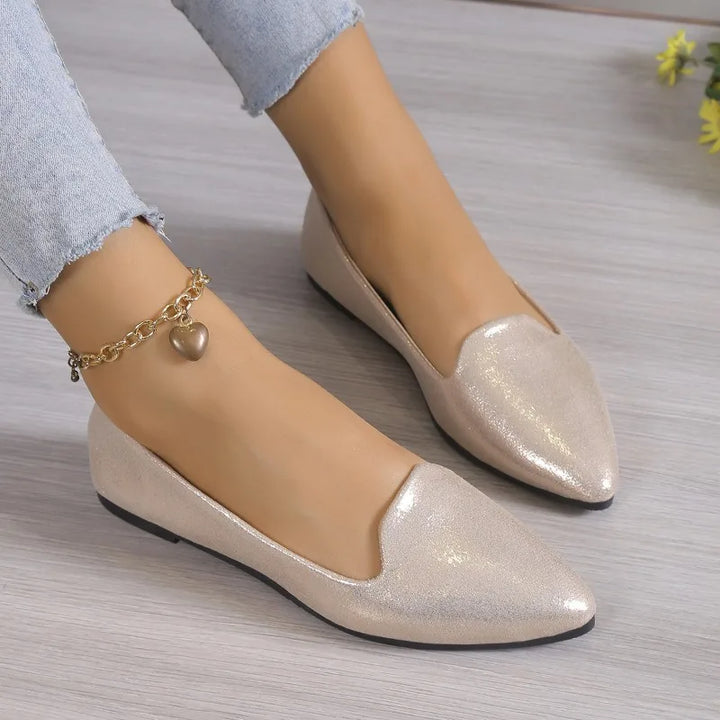 Elegante Ballerinas mit spitzer Front