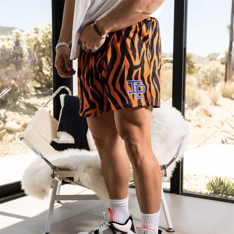 Kurze Herren-Shorts mit Tiermuster