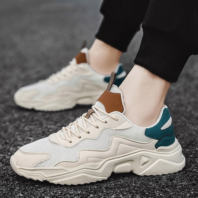 Urban Style Sneakers mit hochprofiliger Sohle