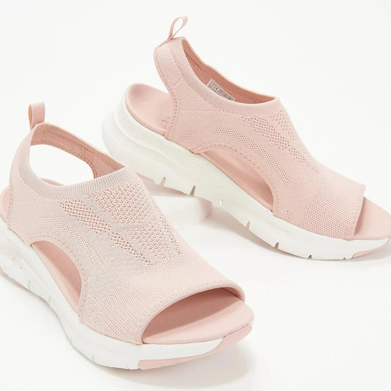 Sportliche Damensandalen mit atmungsaktivem Material