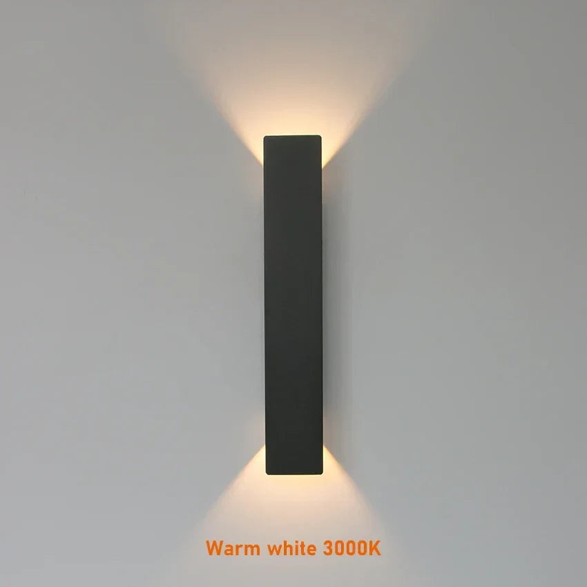 Moderne LED-Aussenleuchte mit Auf/Ab-Licht – Vertikale Wandleuchte, IP65 wasserdicht