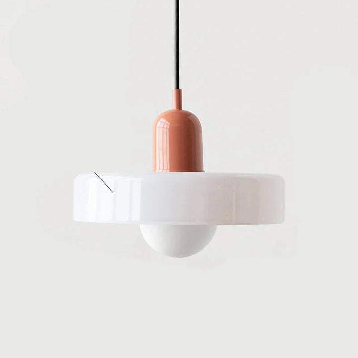 Moderne Pendelleuchte mit farbigem Glasschirm – Bauhaus-Design