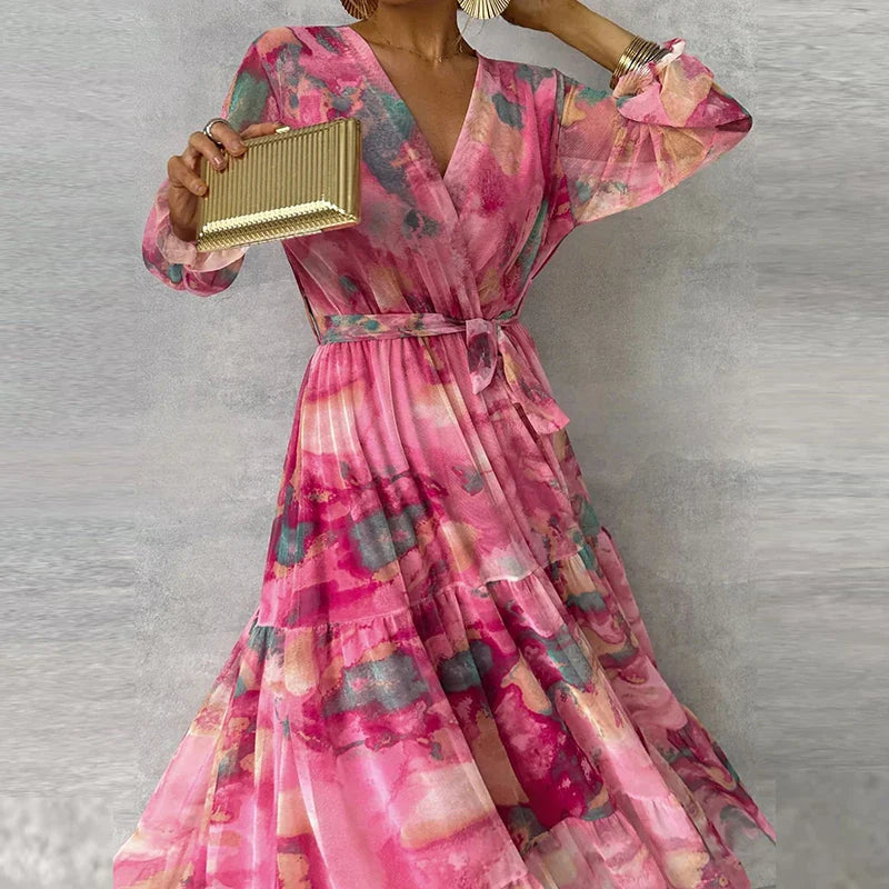 Geblümtes Maxikleid mit V-Ausschnitt und Bindegürtel aus Chiffon