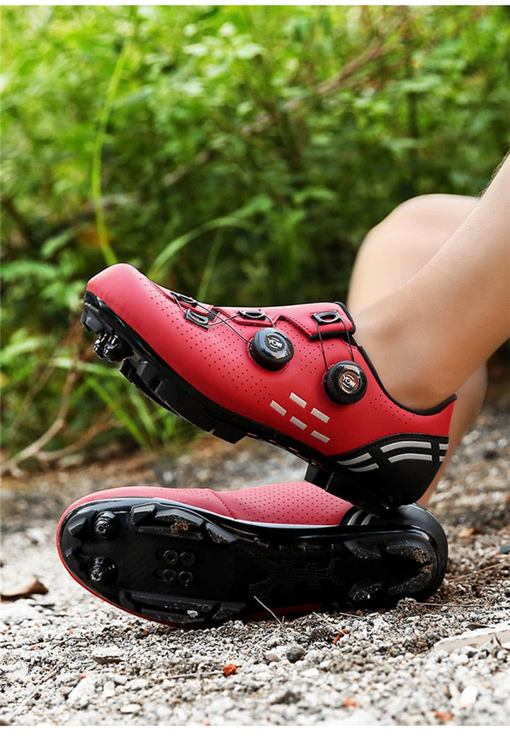 Fahrradschuhe mit mechanischer Verriegelung