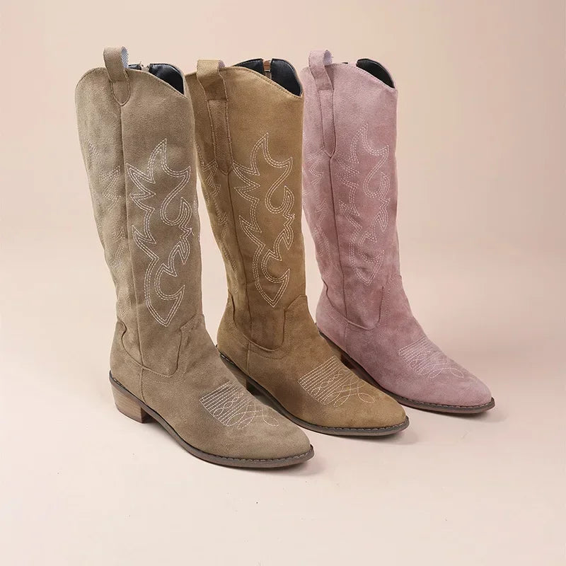 Hohe Damen-Cowboystiefel mit Wildlederbesatz und Stickerei