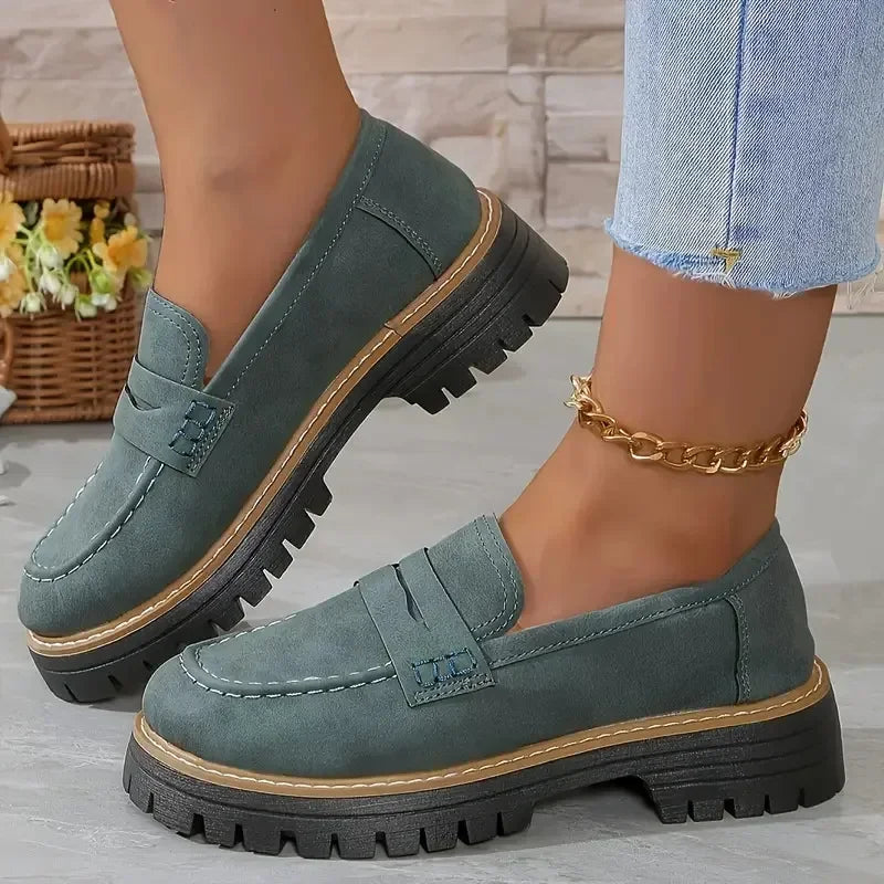 Damen-Loafer mit Profilsohle – bequeme Slipper für Alltag & Büro